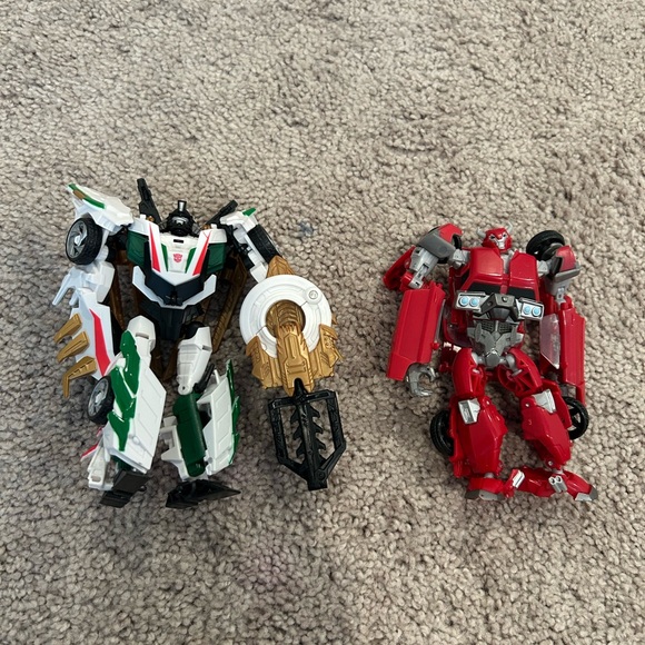 Hasbro Other - Transformers Prime Wheeljack & Cliffjumper Figures.